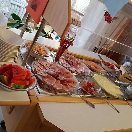 Rosa Bed And Breakfast Podgorje  Eksteriør billede